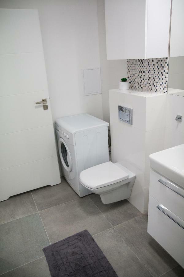 Apartament F&J Torun Luaran gambar