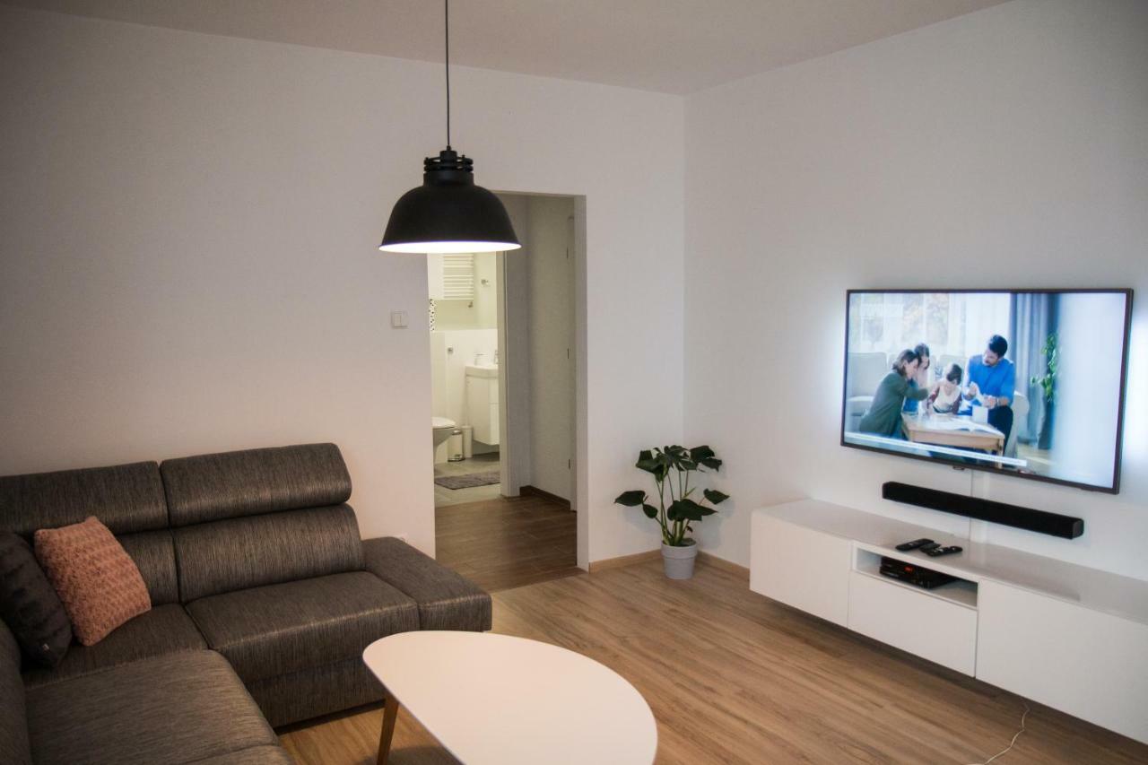 Apartament F&J Torun Luaran gambar